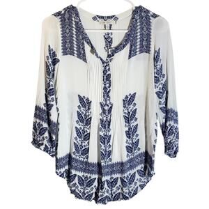 Pale Sky White & Navy Boho Pintuck Rayon Blouse – Size M